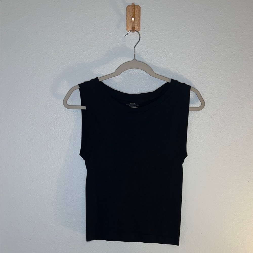 Zenana Black Women’s Tank 🖤